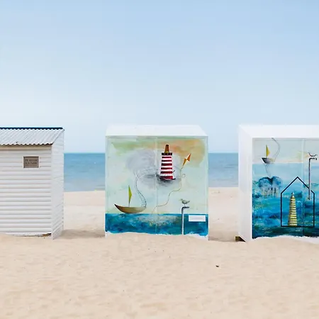 Duplex In Near Apartment *