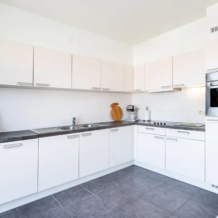 Duplex In Location Apartment *